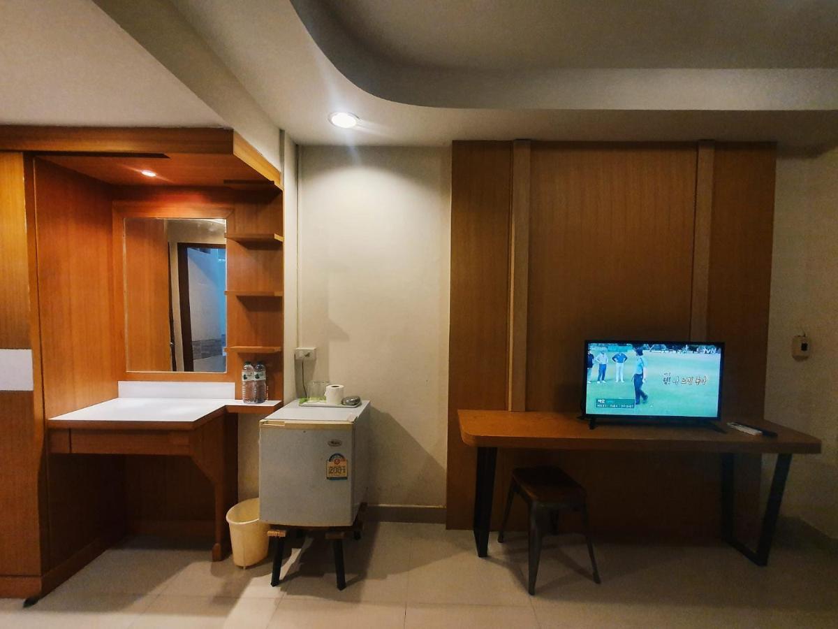 Pn Inn Hotel Pattaya Bangkok Bagian luar foto